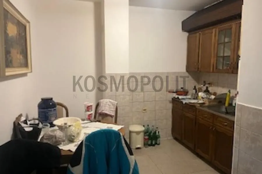 Prodaja, četvorosoban stan, 80m², Višnjička Banja, Palilula Sve Podlokacije
