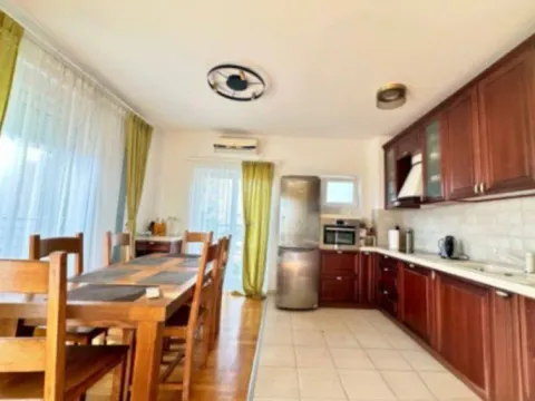 Sale, two bedroom apartment, 98m², Bečići, Budva - image 7