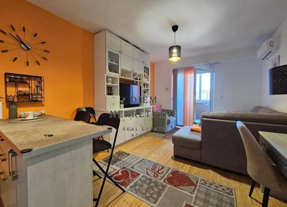 Izdavanje, jednosoban stan, 40m², Ilino, Bar