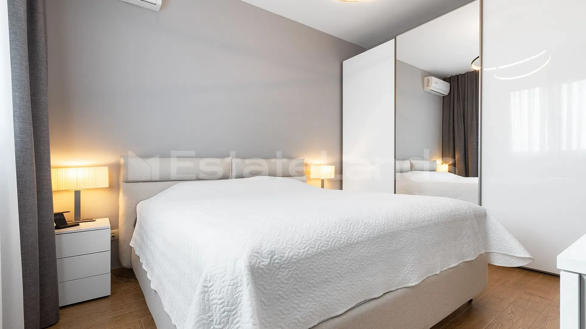 Sale, two bedroom apartment, 81m², Bečići, Budva