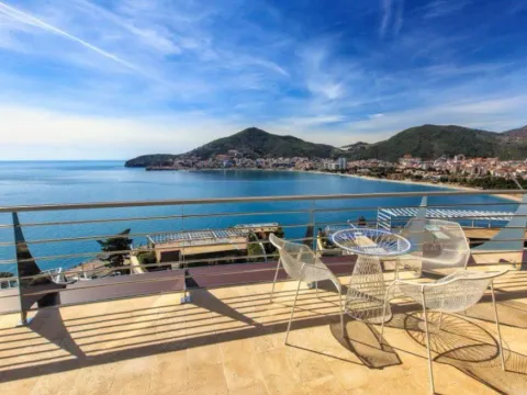 Izdavanje, dvosoban stan, 174m², Dukley Gardens, Budva - image 10