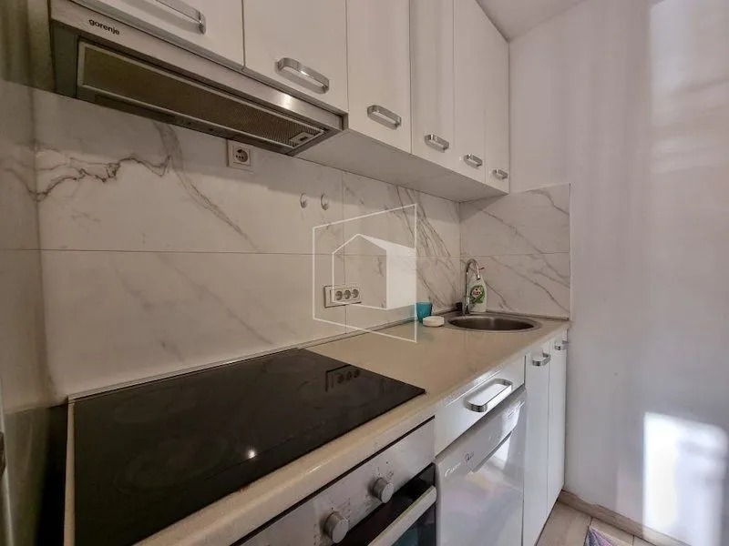 Izdavanje, stan, 105m², Blok 5, Podgorica