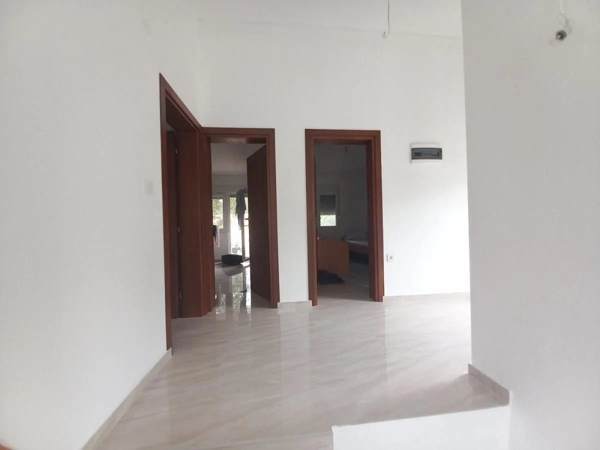 Prodaja, kuća, 180m², Sutomore, Bar