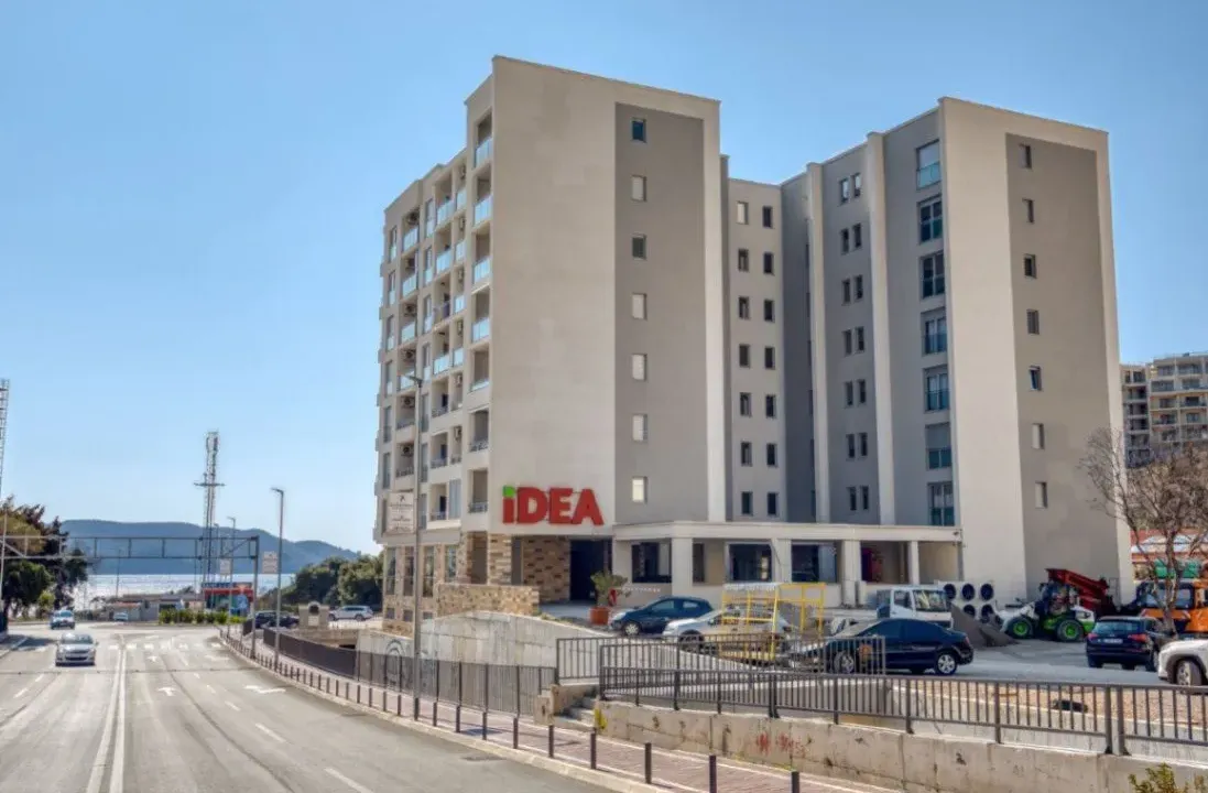 Prodaja, dvosoban stan, 55m², Bečići, Budva