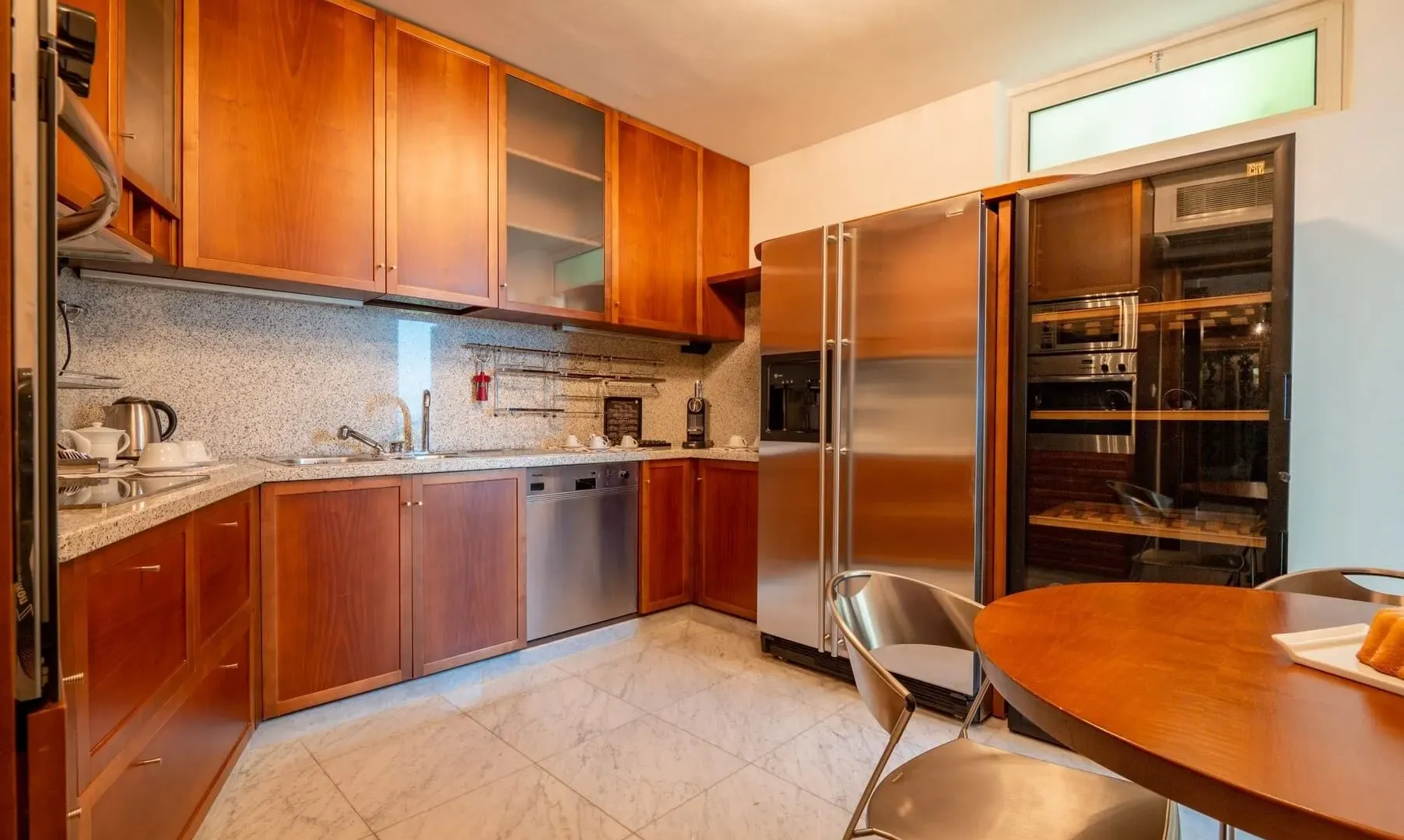 Sale, house, 959m², Sveti Stefan, Budva