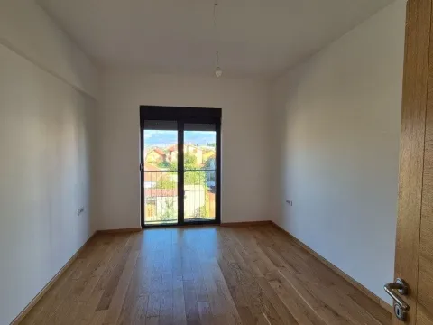 Sale, three bedroom apartment, 98m², Podgorica, Crna Gora - image 2