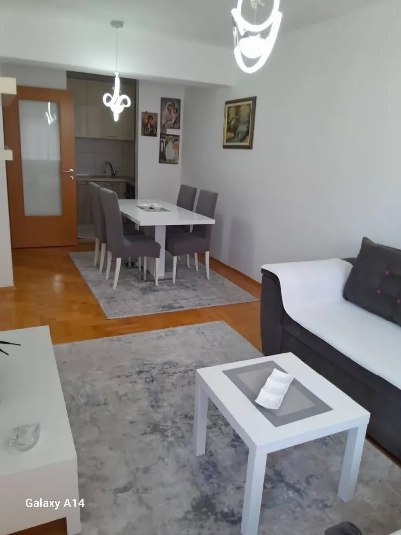 Izdavanje, jednosoban stan, 47m², Rozino, Budva