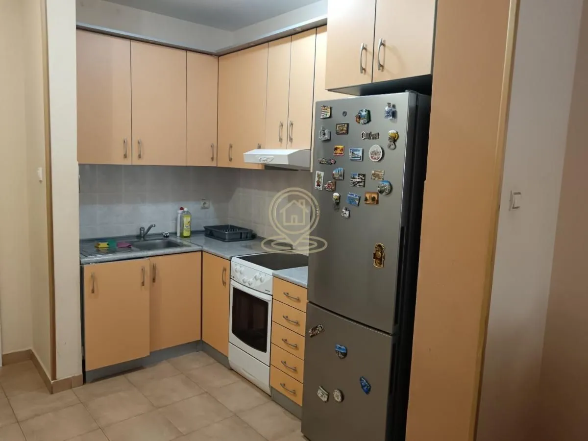 Izdavanje, trosoban stan, 58m², Rotkvarija, Novi Sad Sve Podlokacije
