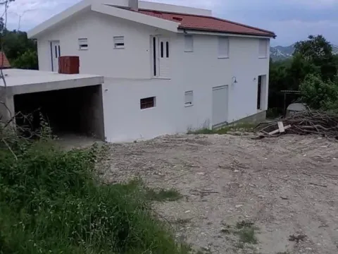 Sale, house, 387m², Bukovik, Bar - image 1