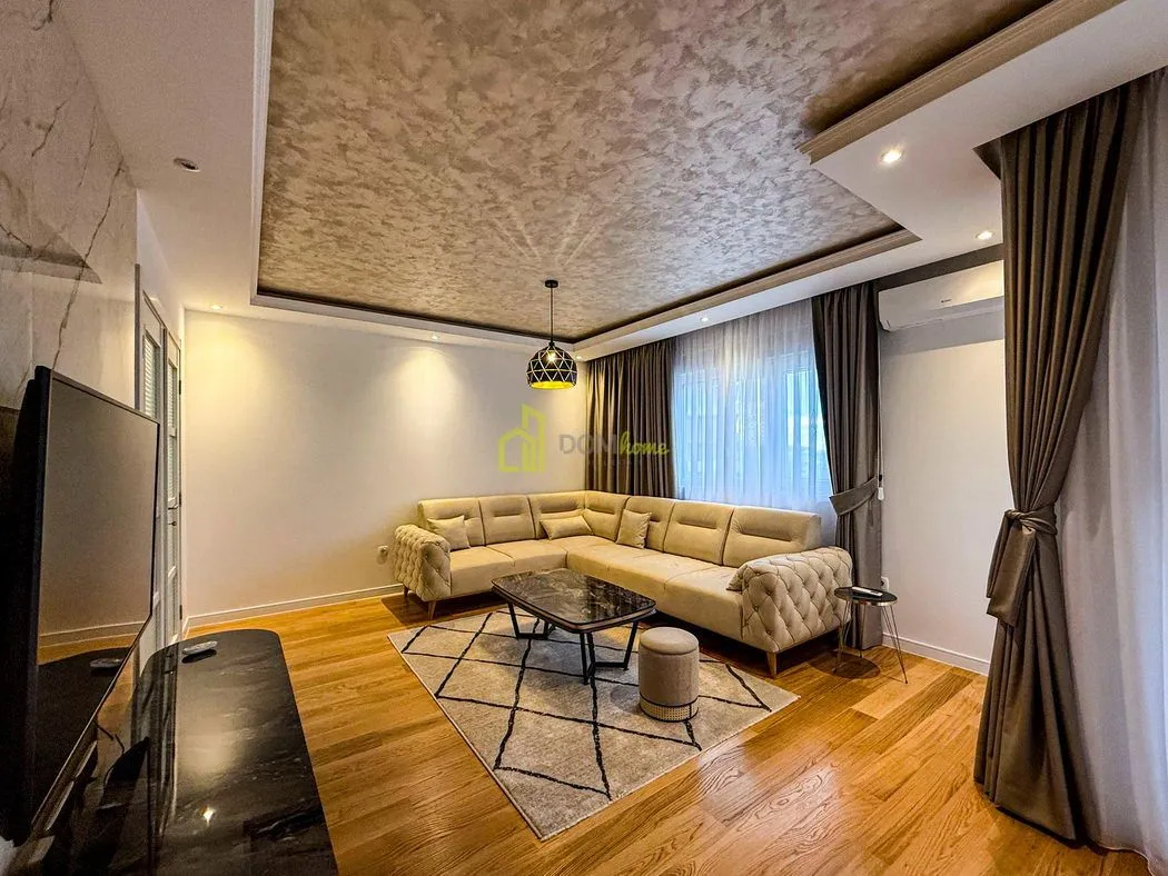 Rent, three bedroom apartment, 93m², Central Point, Podgorica