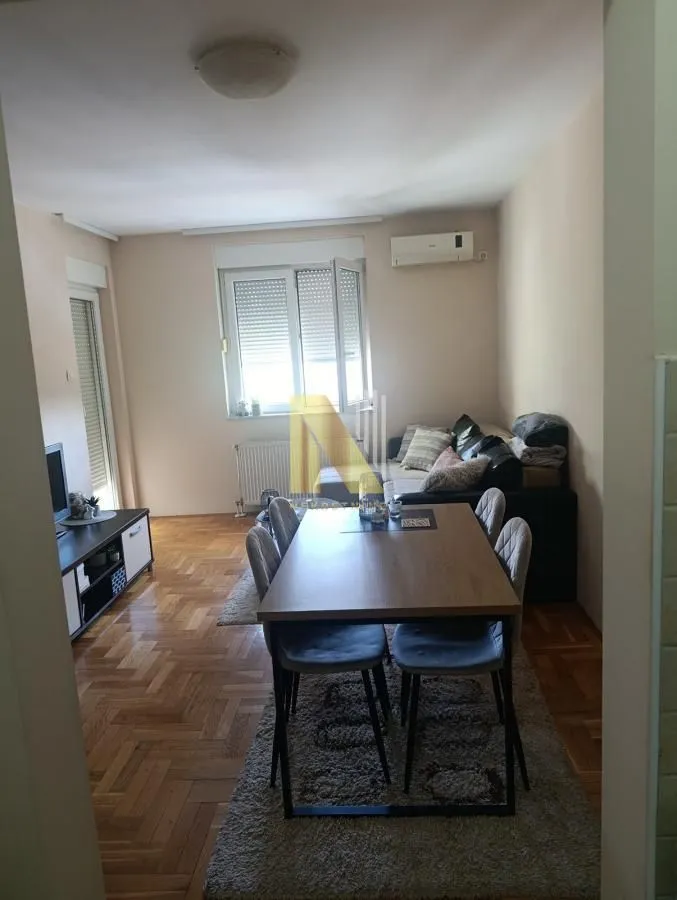 Prodaja, jednosoban stan, 37m², Salajka, Novi Sad Sve Podlokacije