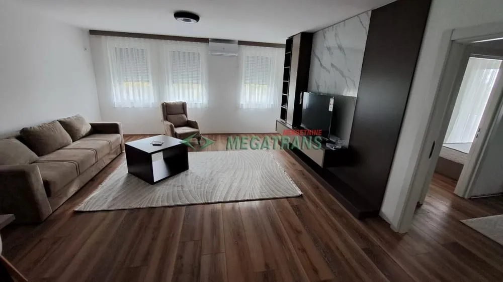Rent, three bedroom apartment, 75m², Železničko Naselje, Subotica