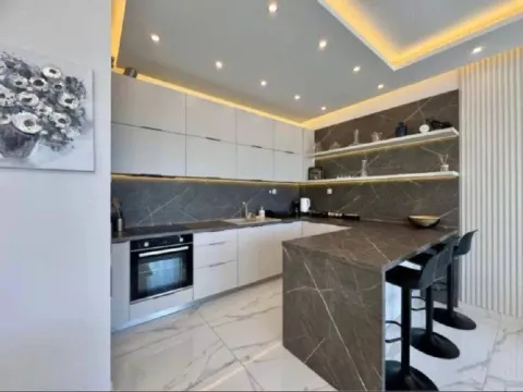 Izdavanje, dvosoban stan, 95m², Bečići, Budva - image 3