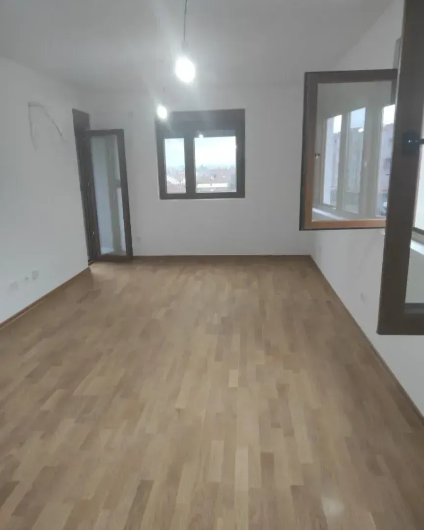 Prodaja, dvosoban stan, 56m², Stari Aerodrom, Podgorica