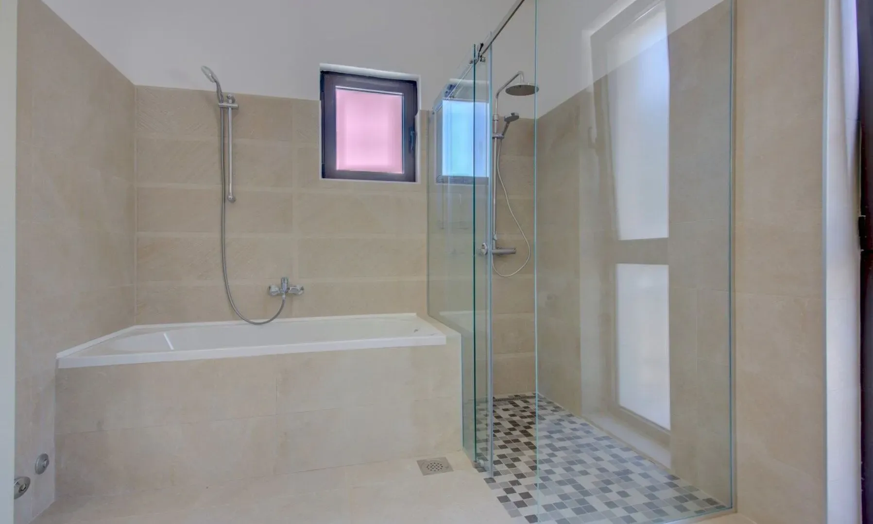 Sale, house, 402m², Katun Reževići, Budva