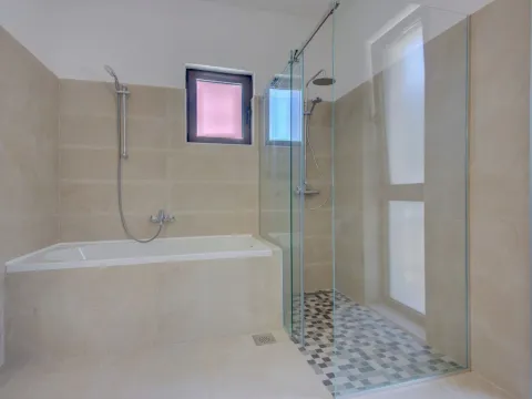 Sale, house, 402m², Katun Reževići, Budva - image 12