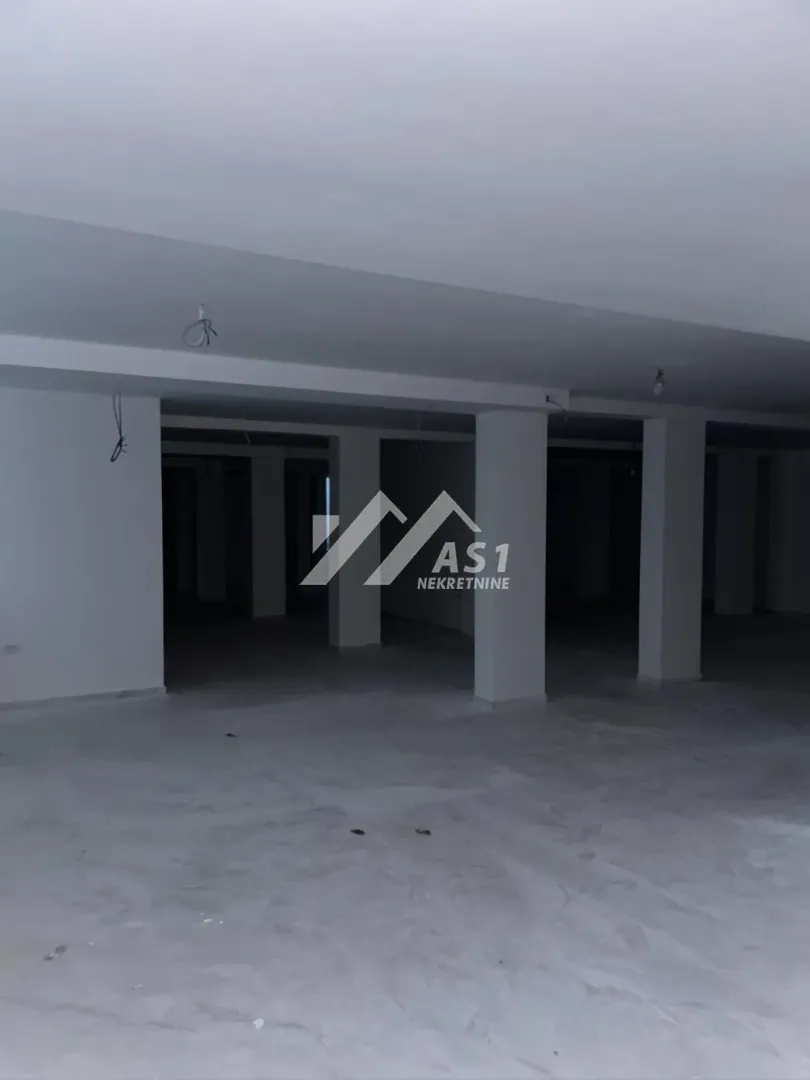 Rent, office space, 450m², Podbara, Novi Sad Sve Podlokacije