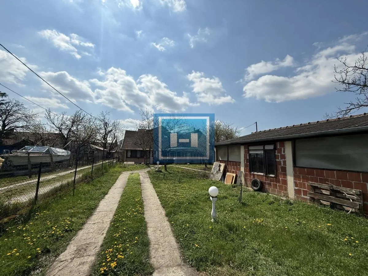 Prodaja, kuća, 160m², Kupusara, Jagodina
