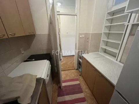 Izdavanje, dvosoban stan, 55m², Savski Venac, Beograd - image 3
