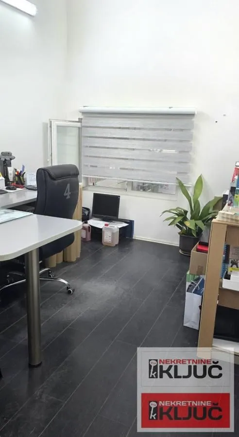 Rent, office space, 770m², Veternik, Novi Sad Sve Podlokacije