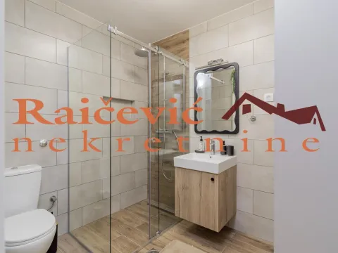 Rent, one bedroom apartment, 50m², Autokomanda, Voždovac Sve Podlokacije - image 18