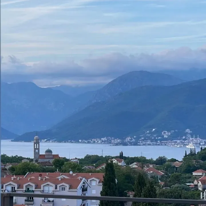 Prodaja, stan, 56m², Tivat, Crna Gora