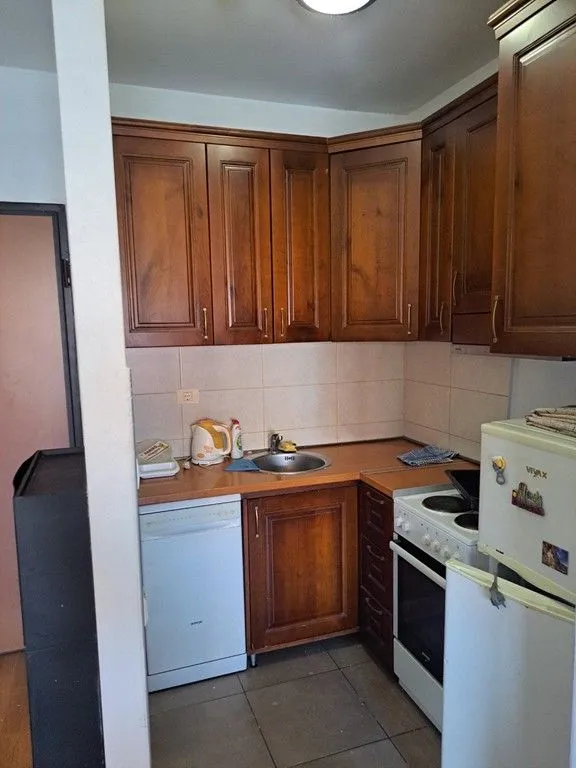 Rent, studio apartment, 40m², City Kvart, Podgorica