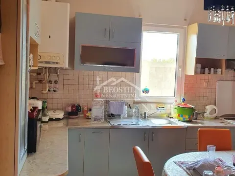 Prodaja, kuća, 155m², Ovča, Palilula Sve Podlokacije - image 7