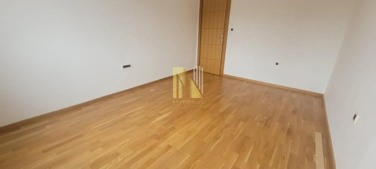 Prodaja, trosoban stan, 64m², Stari Majur, Petrovaradin