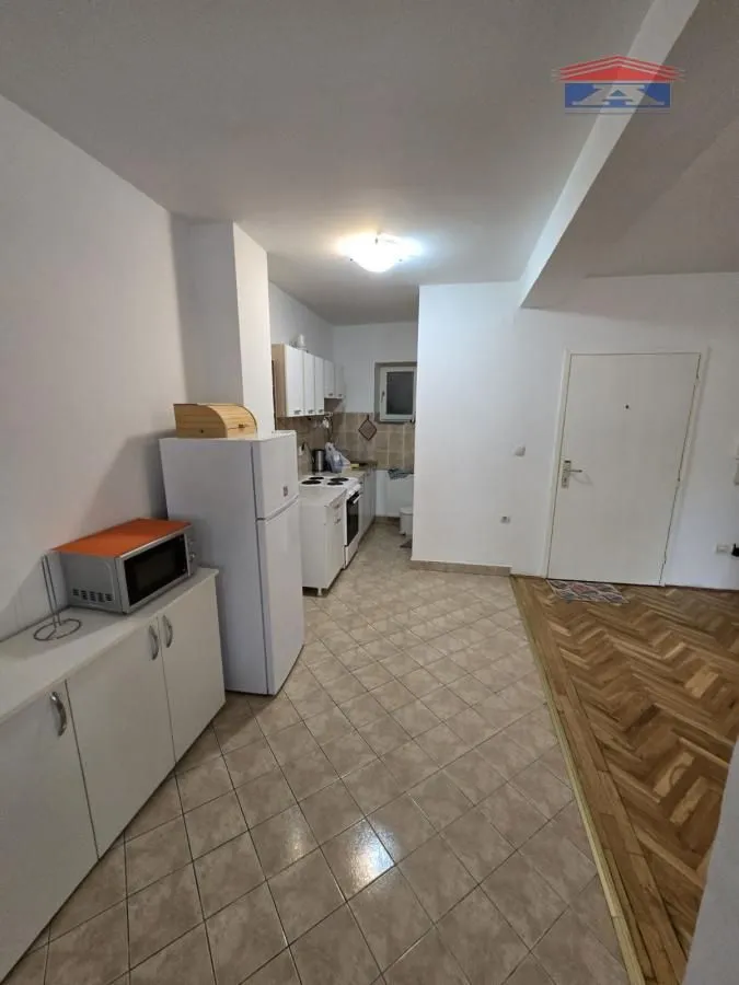 Prodaja, trosoban stan, 92m², Bulevar Oslobodjenja, Novi Sad Sve Podlokacije
