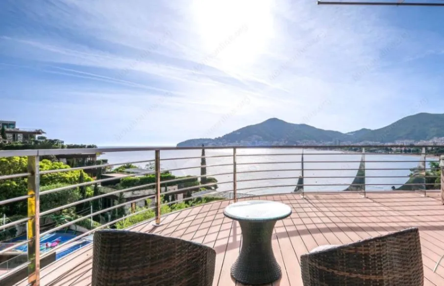 Sale, two bedroom apartment, 133m², Dukley Gardens, Budva