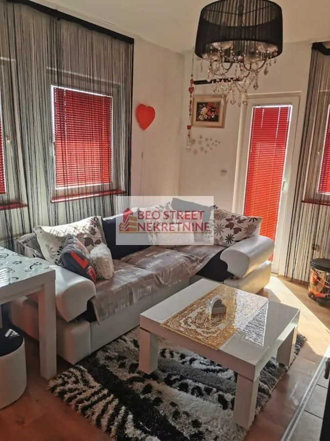 Rent, one bedroom apartment, 40m², Zeleno Brdo, Zvezdara Sve Podlokacije