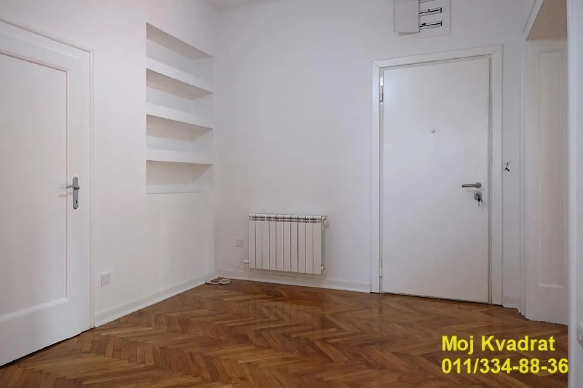 Prodaja, trosoban stan, 71m², Lion, Zvezdara Sve Podlokacije