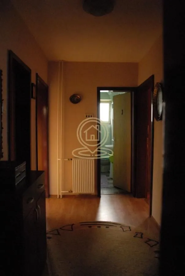 Prodaja, trosoban stan, 86m², Pantelej, Niš