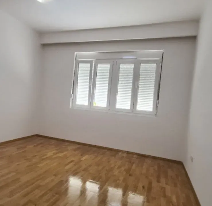 Izdavanje, stan, 57m², Podgorica, Crna Gora
