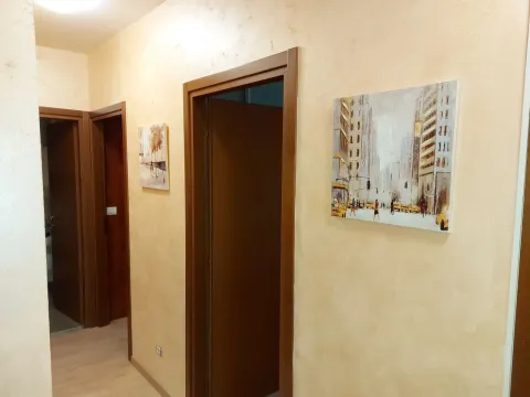 Rent, two bedroom apartment, 75m², City Kvart, Podgorica - image 7