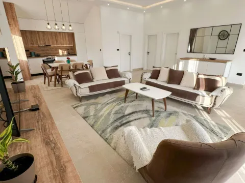 Rent, apartment, 102m², Seljanovo, Tivat - image 17
