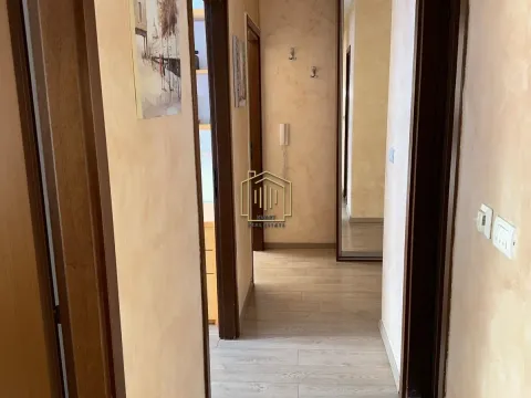 Rent, two bedroom apartment, 75m², City Kvart, Podgorica - image 8