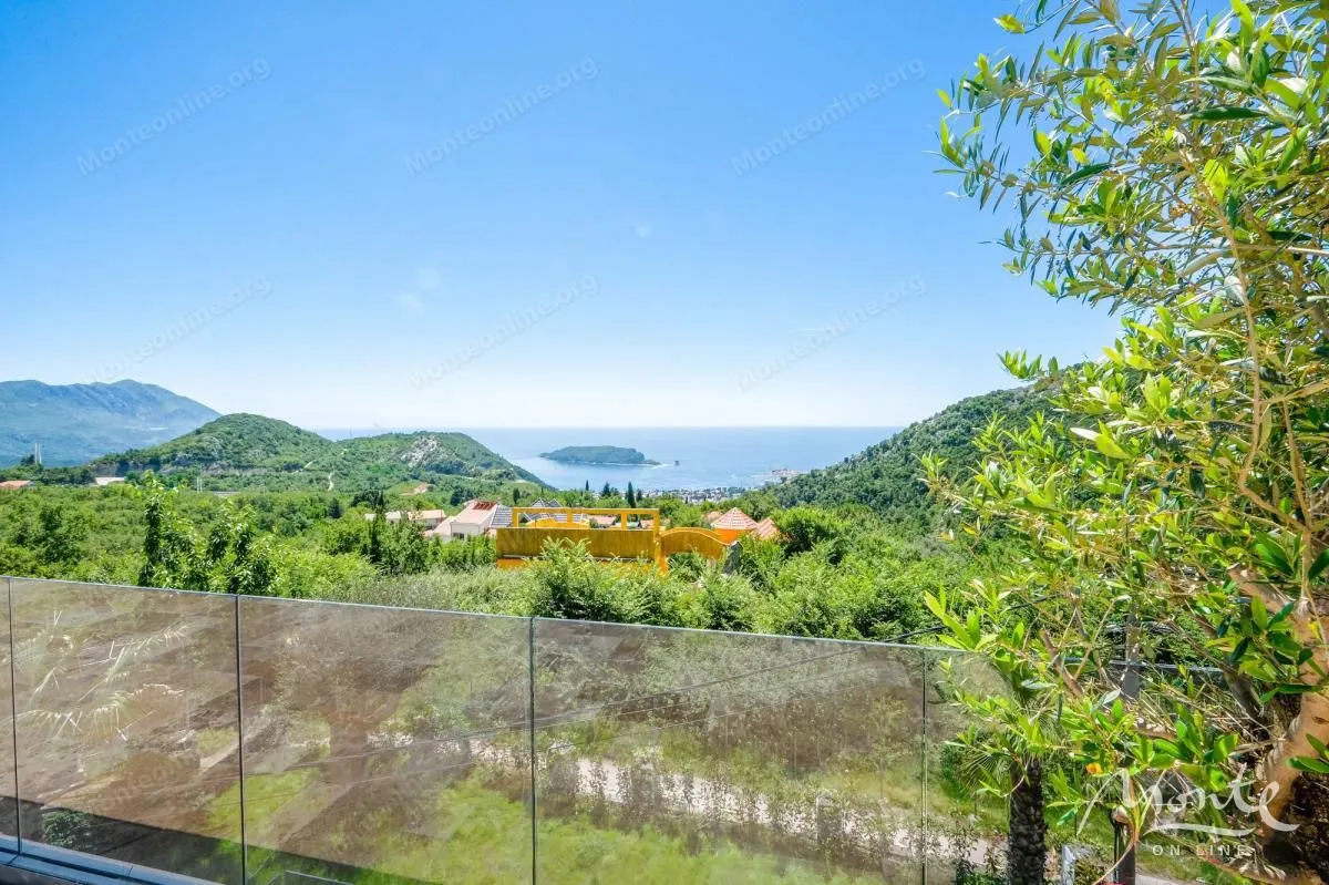 Sale, house, 300m², Markovići, Budva