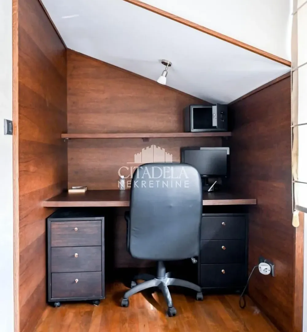 Sale, four bedroom apartment, 100m², Žarkovo, Beograd