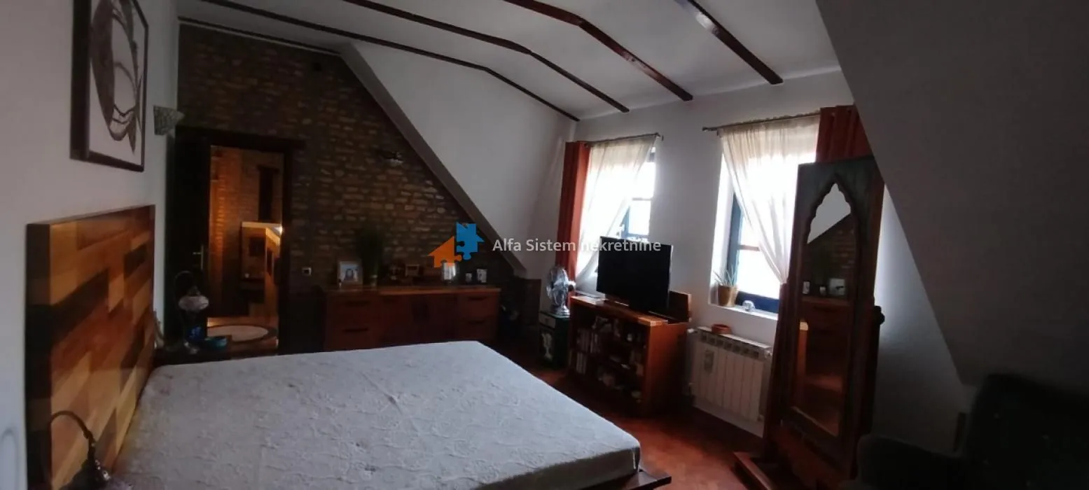 Rent, house, 360m², Banjica, Voždovac Sve Podlokacije