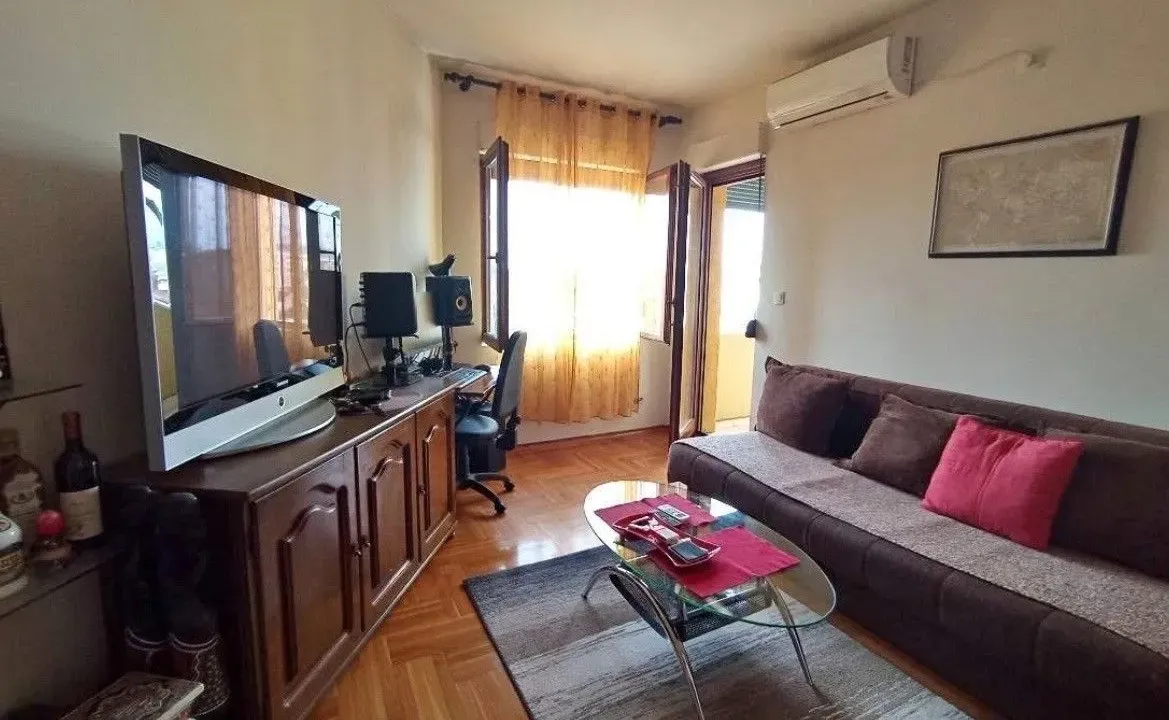 Sale, one bedroom apartment, 40m², Stari Aerodrom, Podgorica