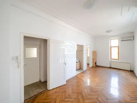 Prodaja, stan, 122m², Kalenić Pijaca, Vračar Sve Podlokacije - image 12