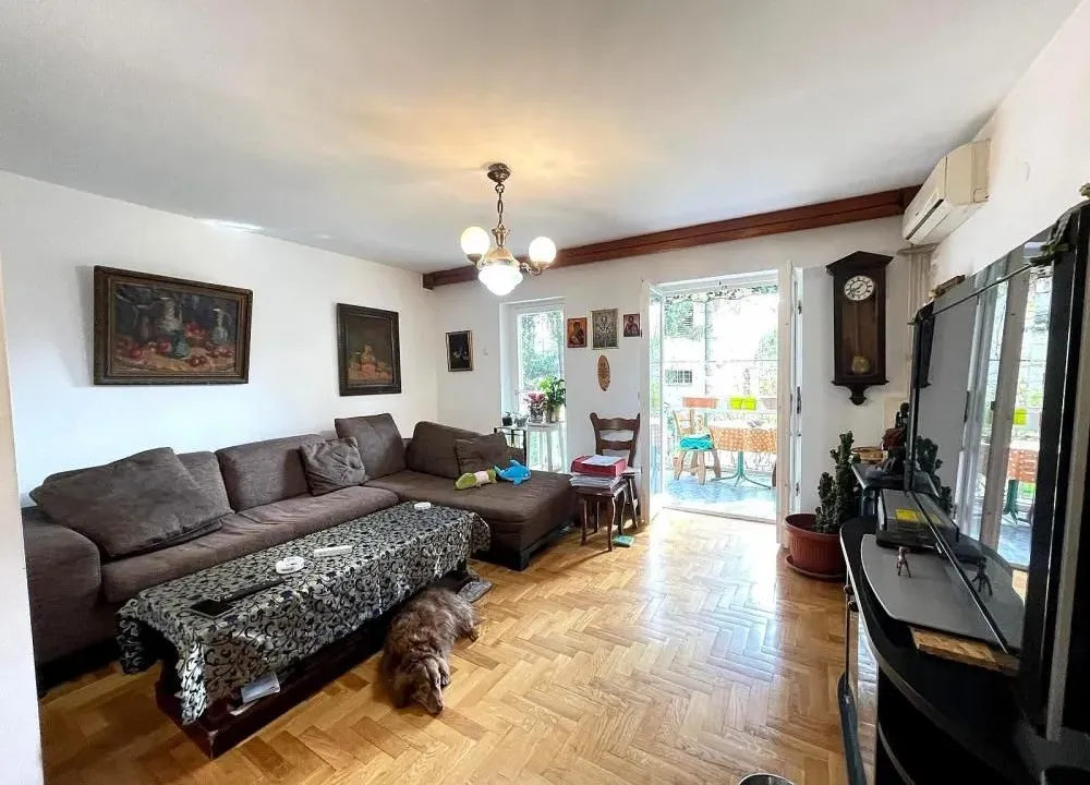 Sale, apartment, 160m², Bele Vode, Beograd