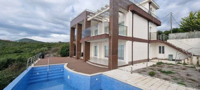 Sale, house, 300m², Krimovica, Kotor