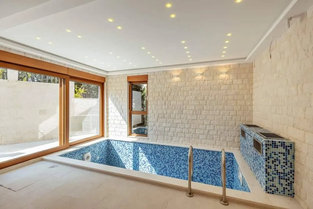 Sale, house, 285m², Perazića do, Budva