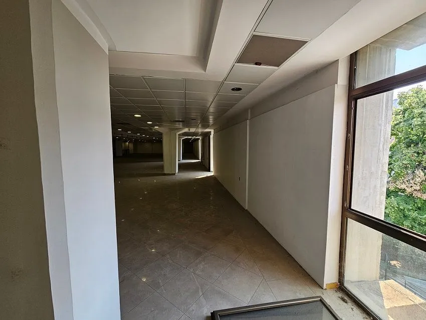 Rent, office space, 750m², Terazije, Užice