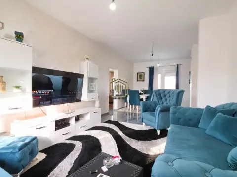 Izdavanje, kuća, 137m², Donji Kokoti, Podgorica - image 3