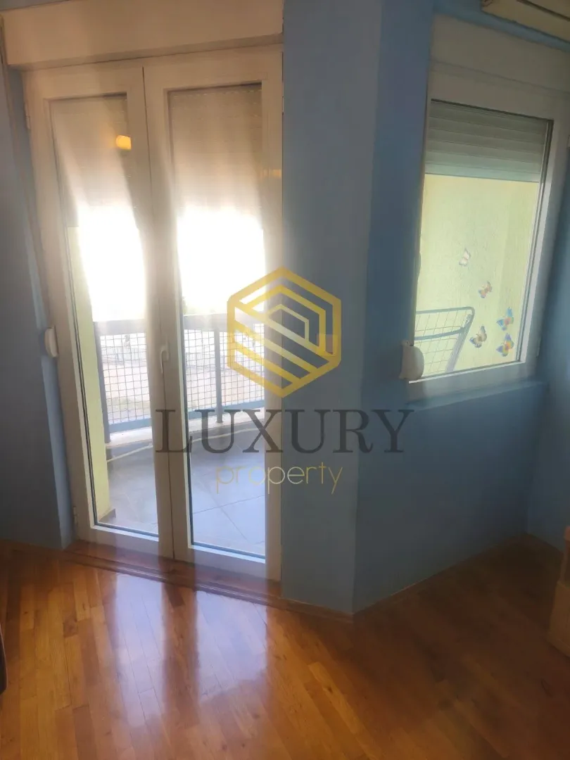 Rent, studio apartment, 30m², Stari Aerodrom, Podgorica