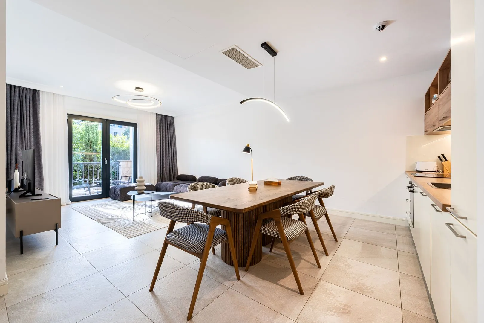 Prodaja, dvosoban stan, 83m², Luštica Bay, Tivat